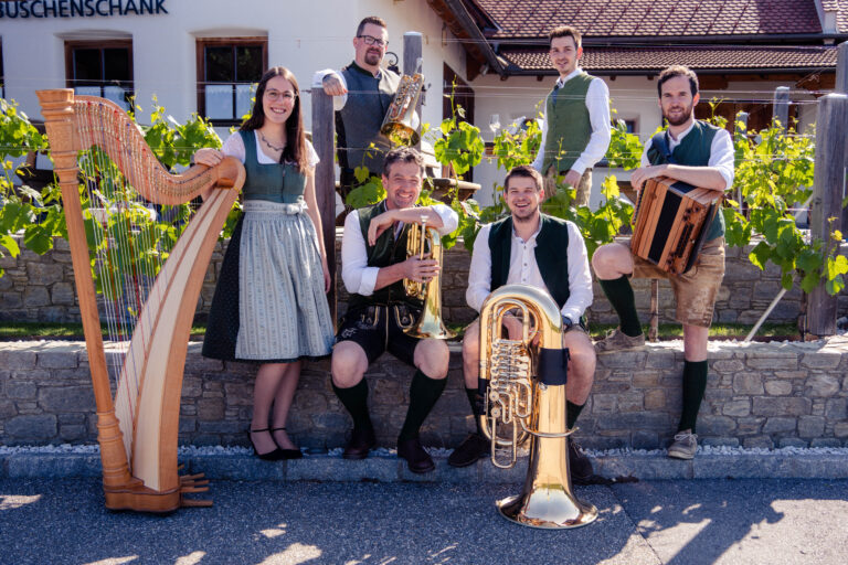 Strattl Musi spielt am 25. Mai 2026 am Hauptplatz von Bad Gleichenberg.